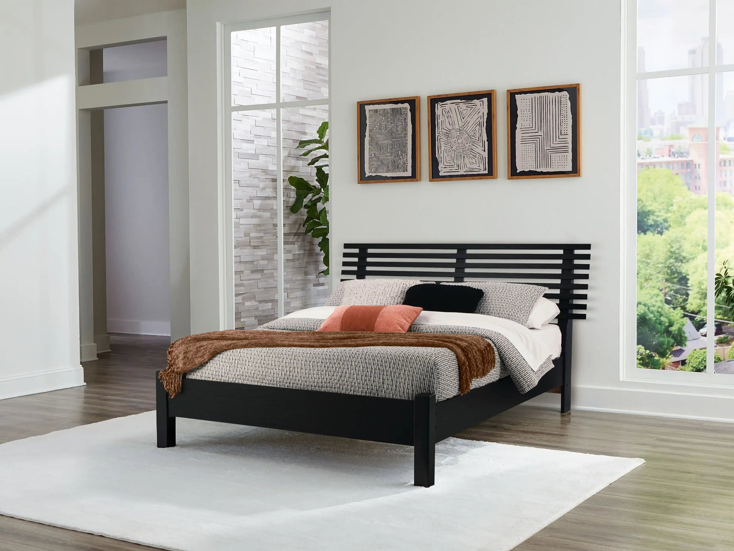 Danziar - Slat Panel Bed With Low Footboard, King, Black