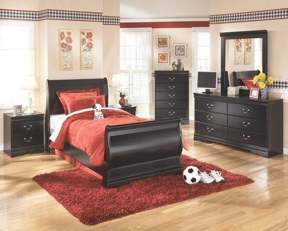 Huey Vineyard - Youth Bedroom Set, Black