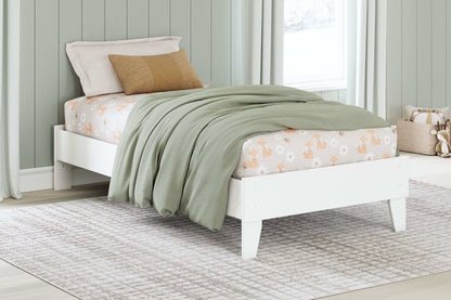 Hallityn - Platform Bed, Twin, White