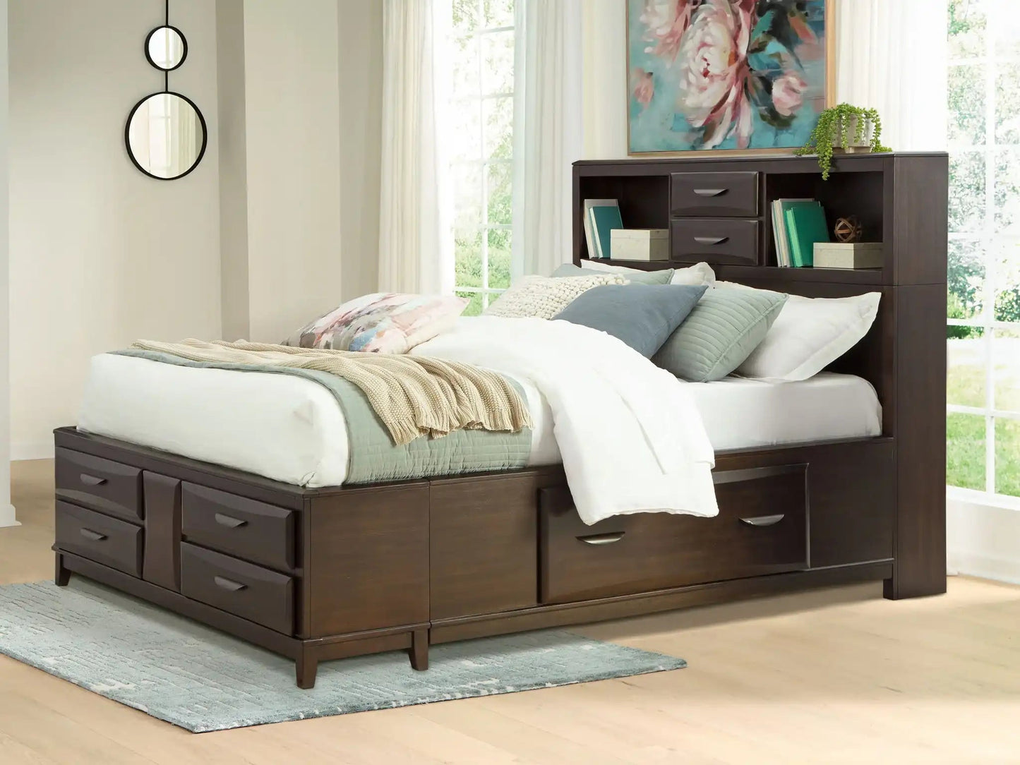 Vanmore - Storage Bed