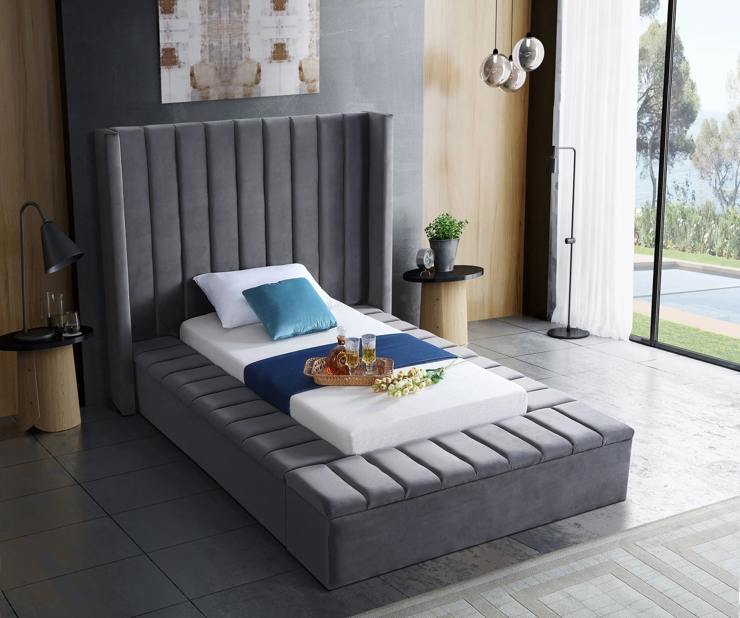 Kiki - Bed, King, Black