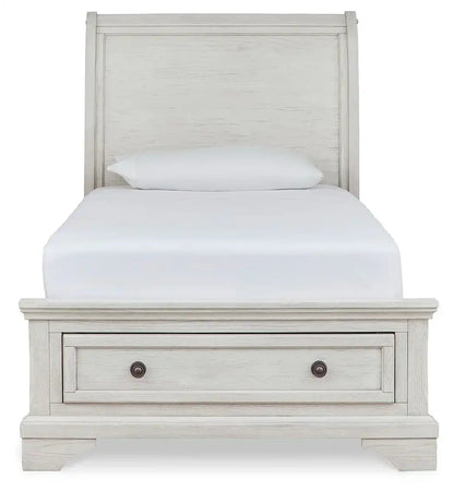 Robbinsdale - Sleigh Bed, King, White