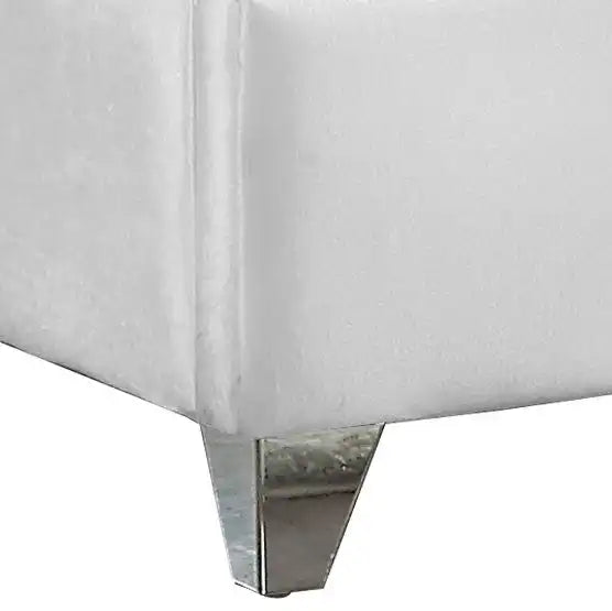 Zuma - Bed, Queen, Black