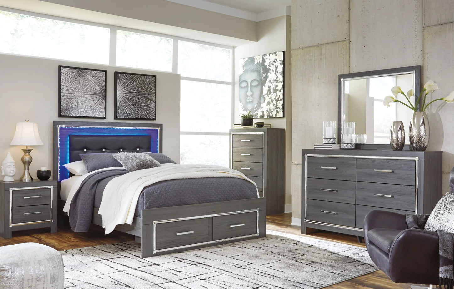 Lodanna - Panel Bed, Queen, Gray