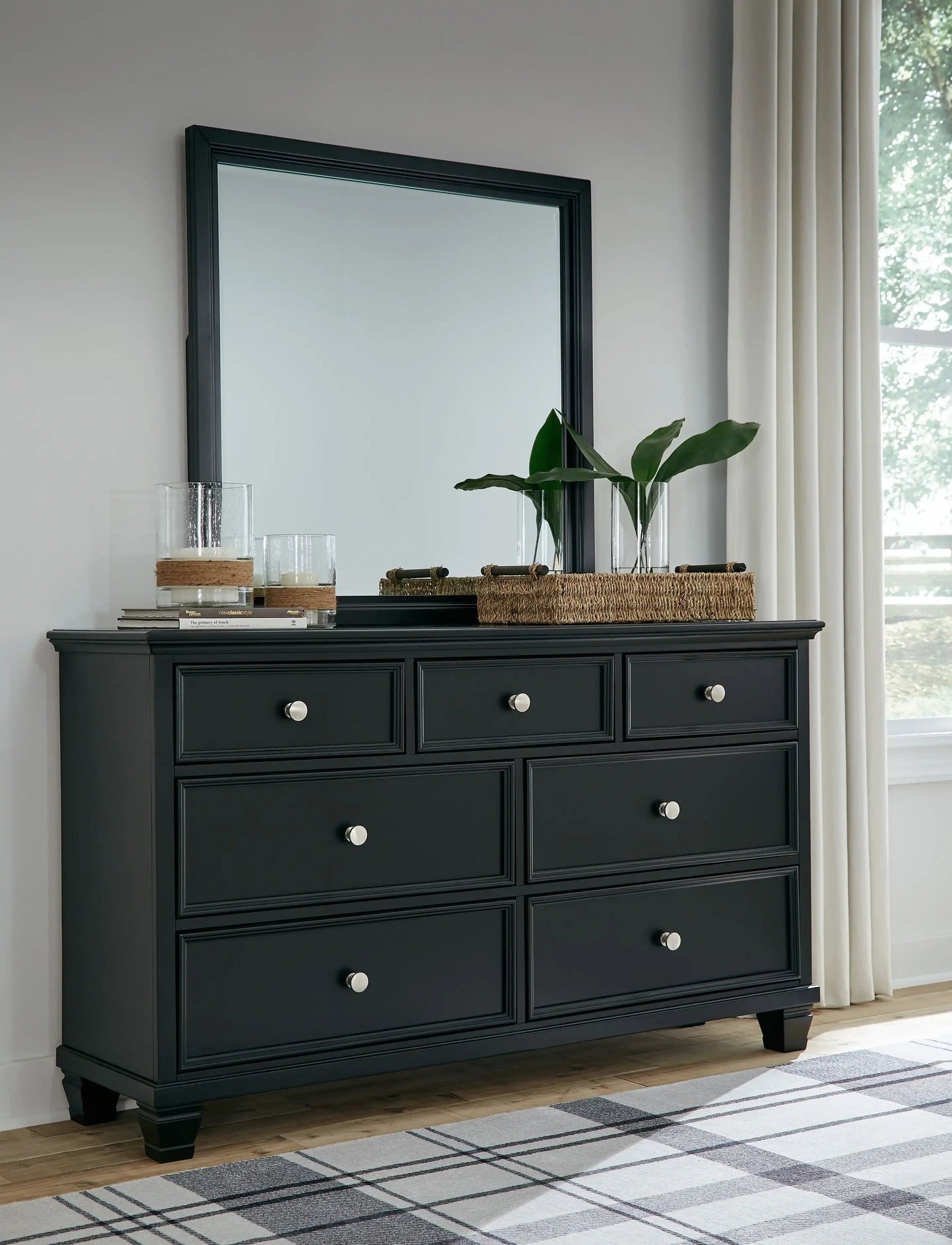 Lanolee - Panel Bedroom Set, Black