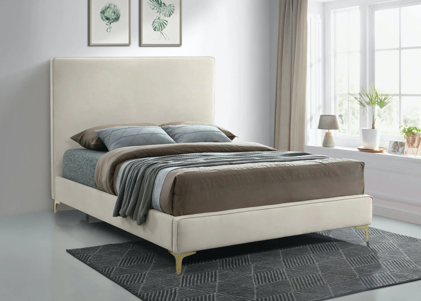 Geri - Bed, Full, Beige