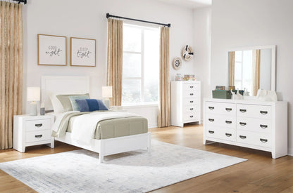 Binterglen - Panel Bedroom Set, White