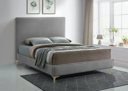 Geri - Bed, Full, Beige