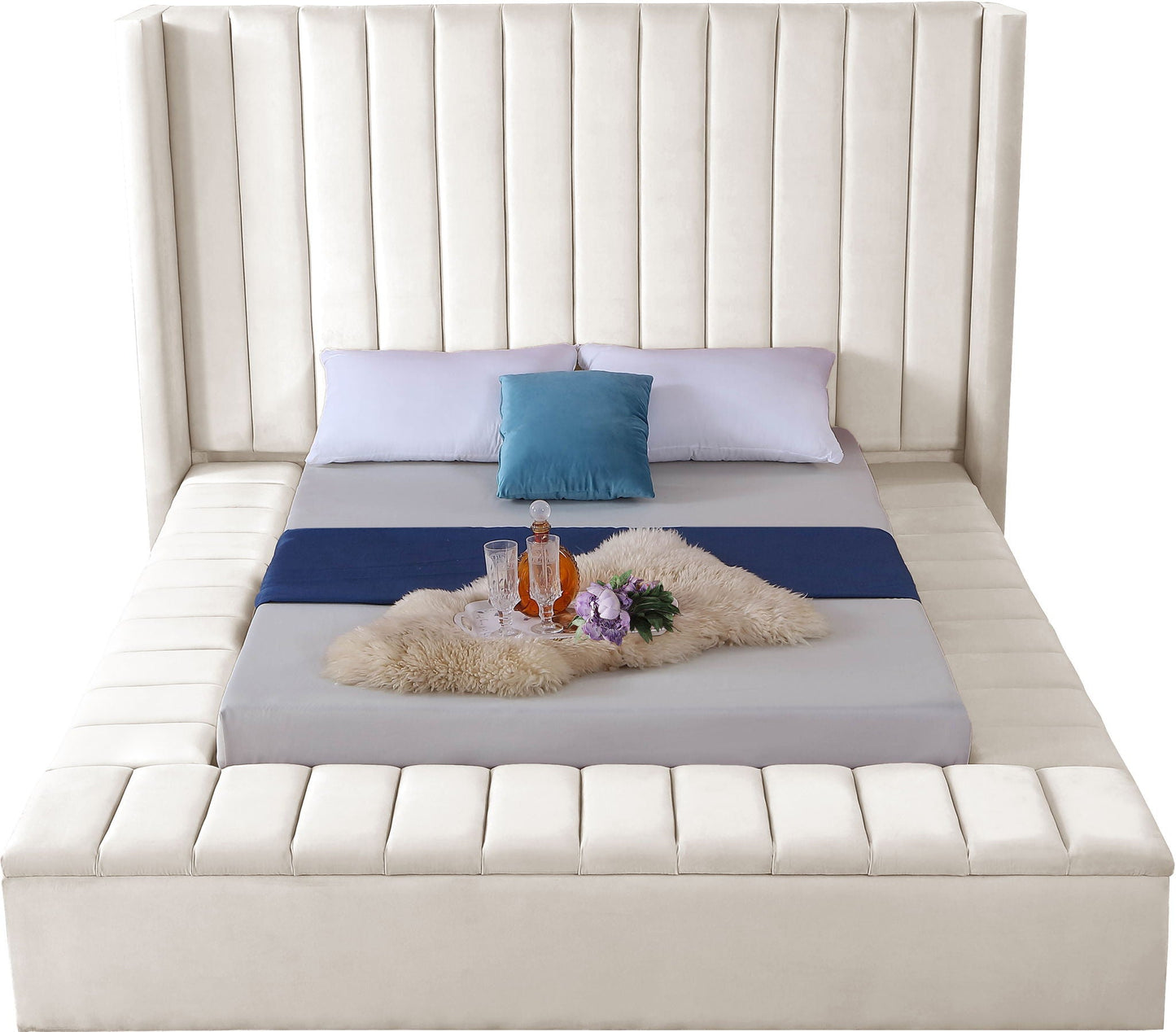 Kiki - Bed, King, Black