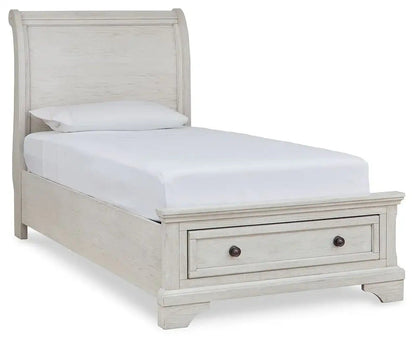 Robbinsdale - Sleigh Bed, King, White