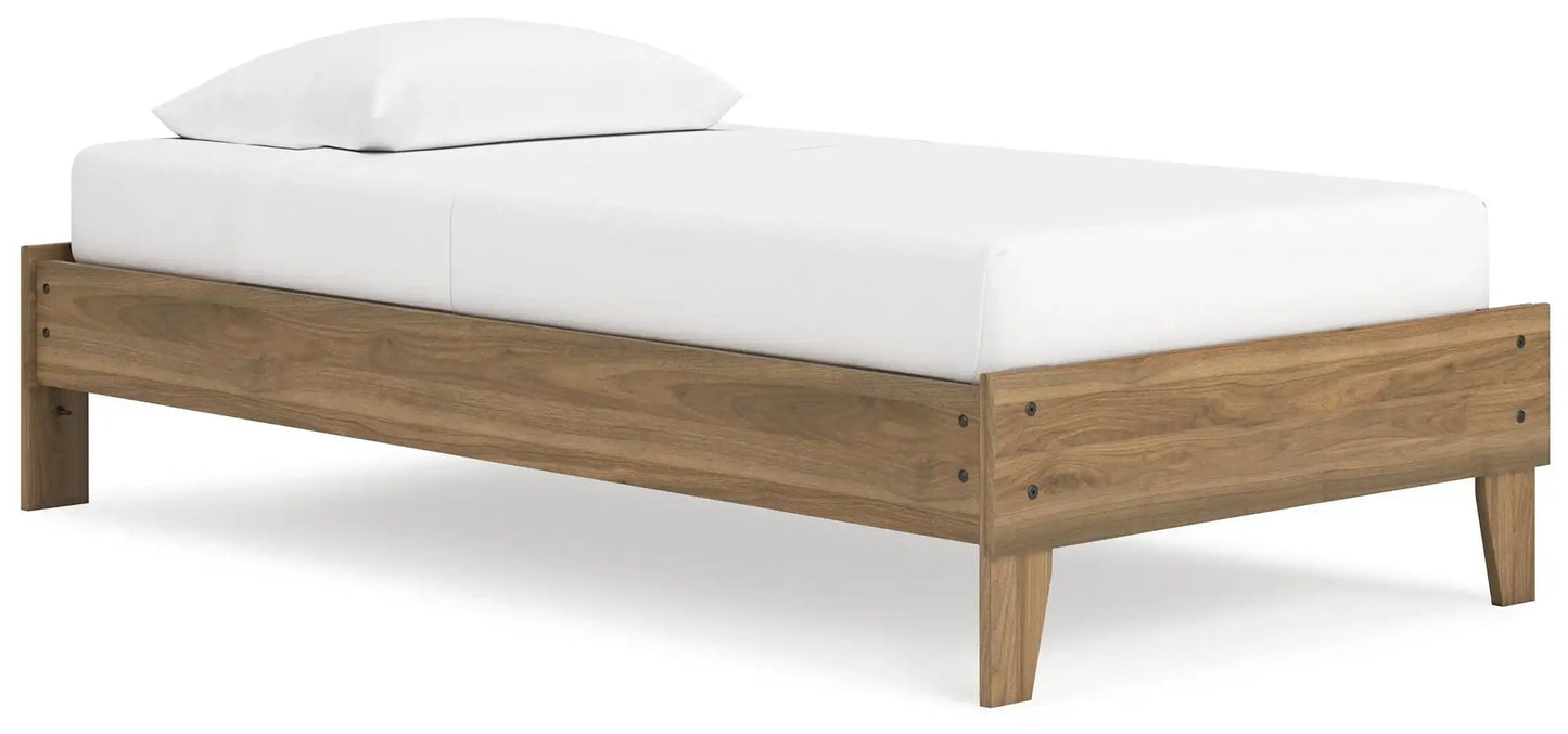 Deanlow - Platform Bed, Full, Light Brown