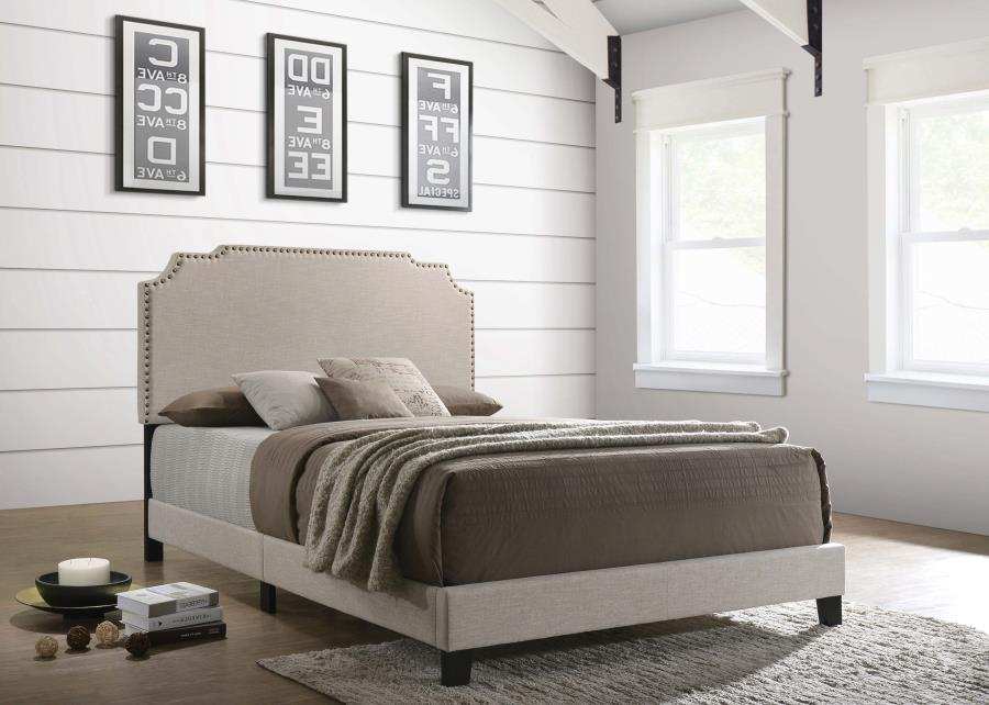 Tamarac - Upholstered Panel Bed, Full, Beige