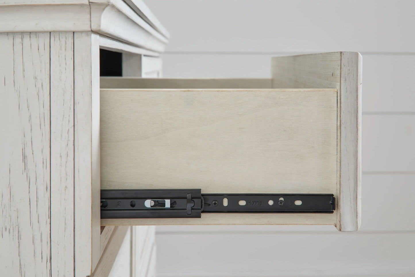 Robbinsdale - Dresser, Mirror - Youth - Antique White