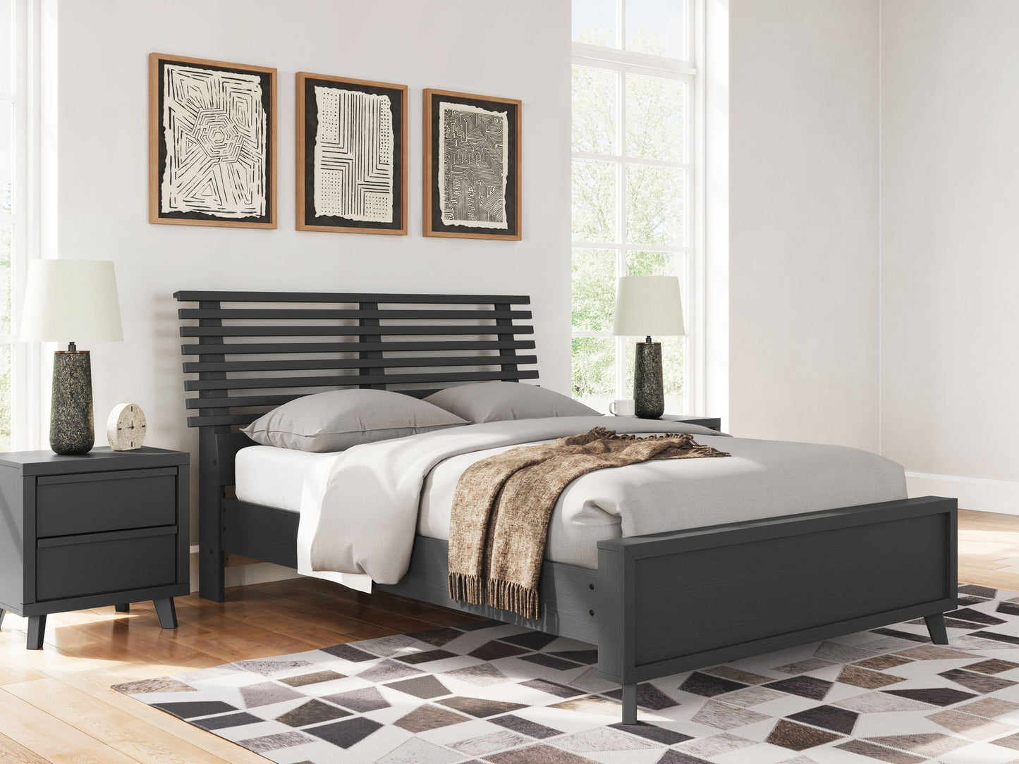 Danziar - Slat Panel Bed, King, Black