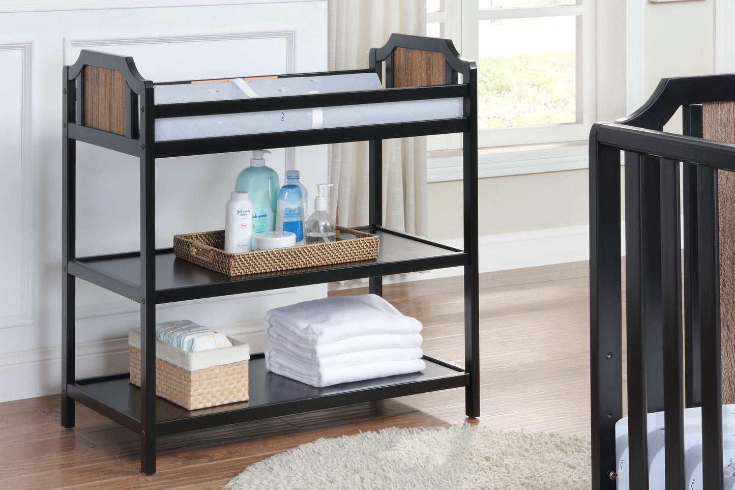 Brees - Changing Table, Black