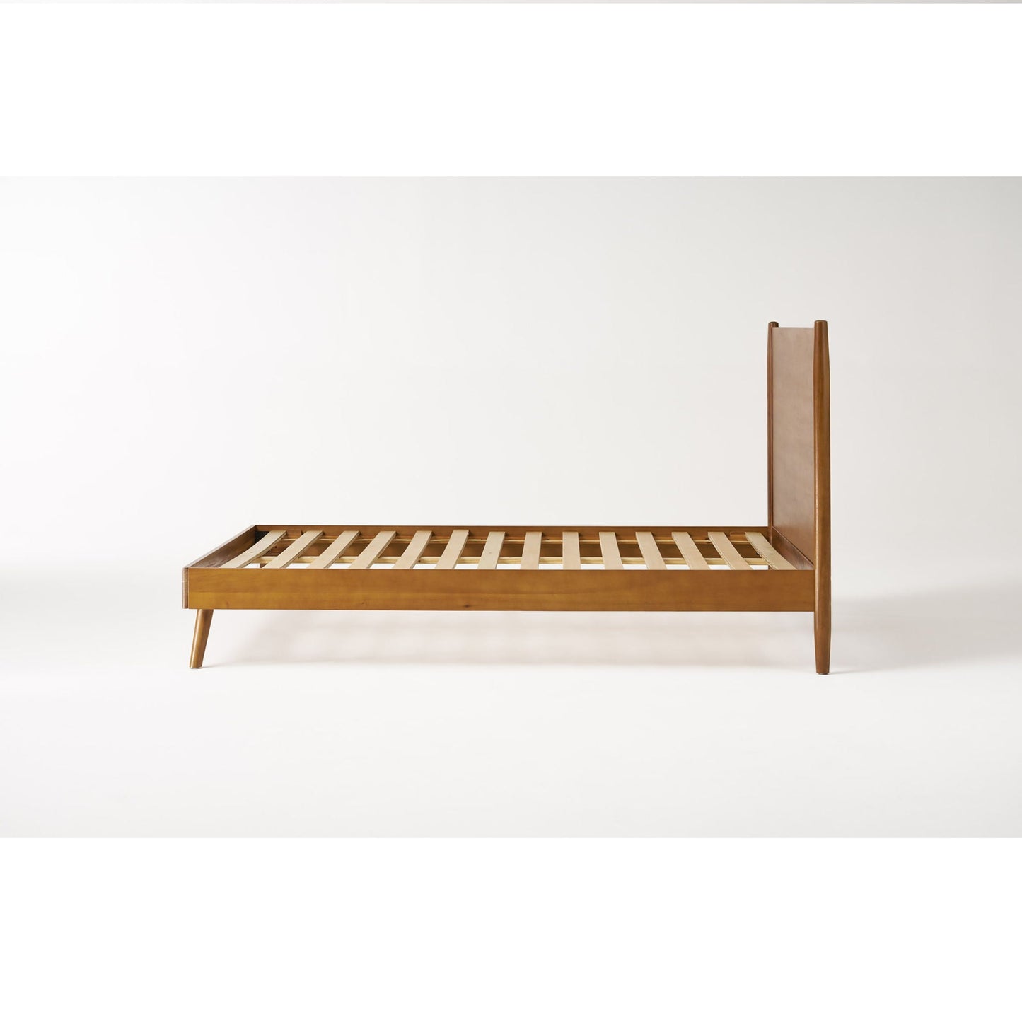 Okioki - Mid-Century Wood Bed