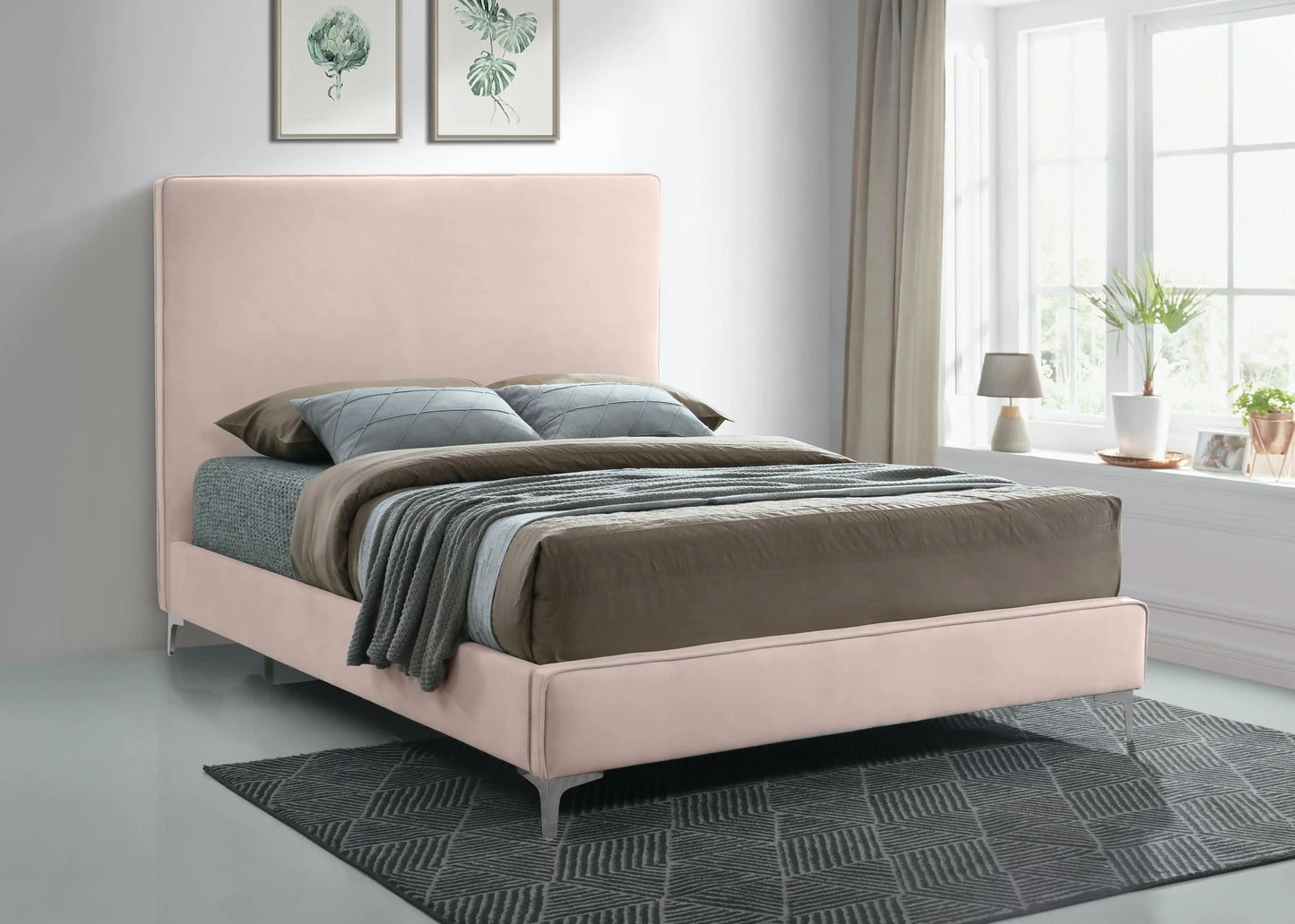Geri - Bed, Full, Beige
