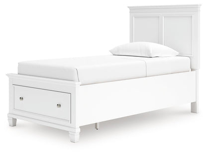 Fortman - Panel Bed, Full, White