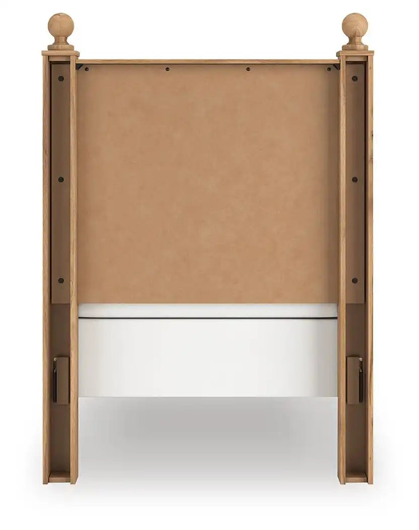 Aleaport - Panel Bed, King, Light Brown