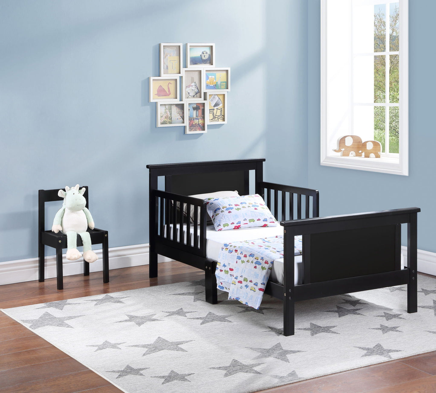 Connelly - Reversible Panel Toddler Bed, Black